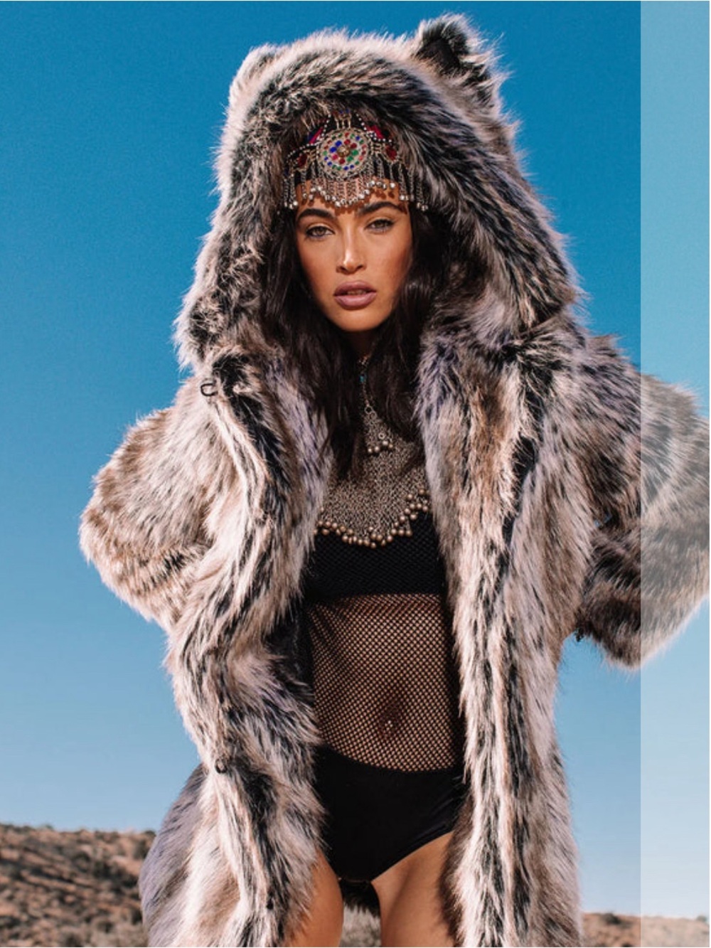 SpiritHoods Grey Wolf Faux Fur Coat 
Like New 🔥